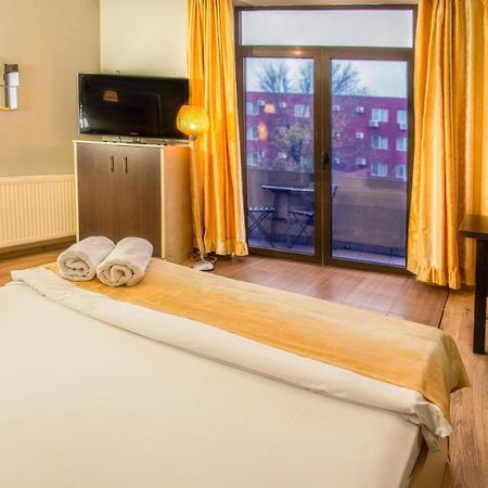 Hotel Eos Bucharest Luaran gambar
