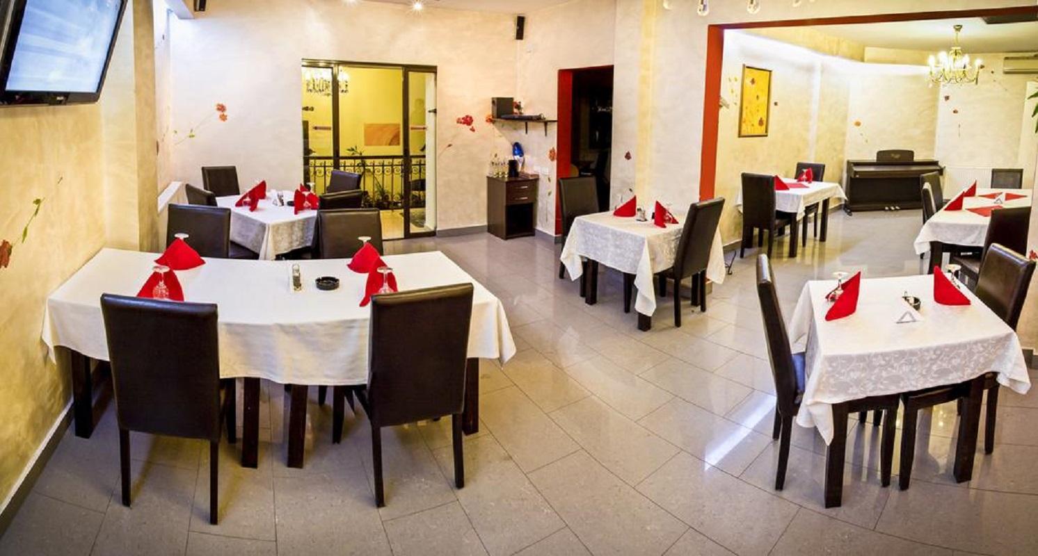 Hotel Eos Bucharest Luaran gambar