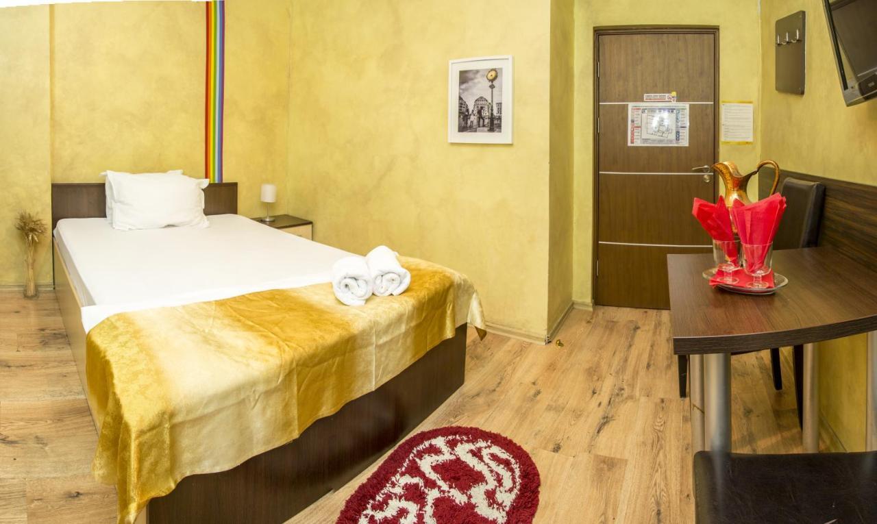 Hotel Eos Bucharest Luaran gambar